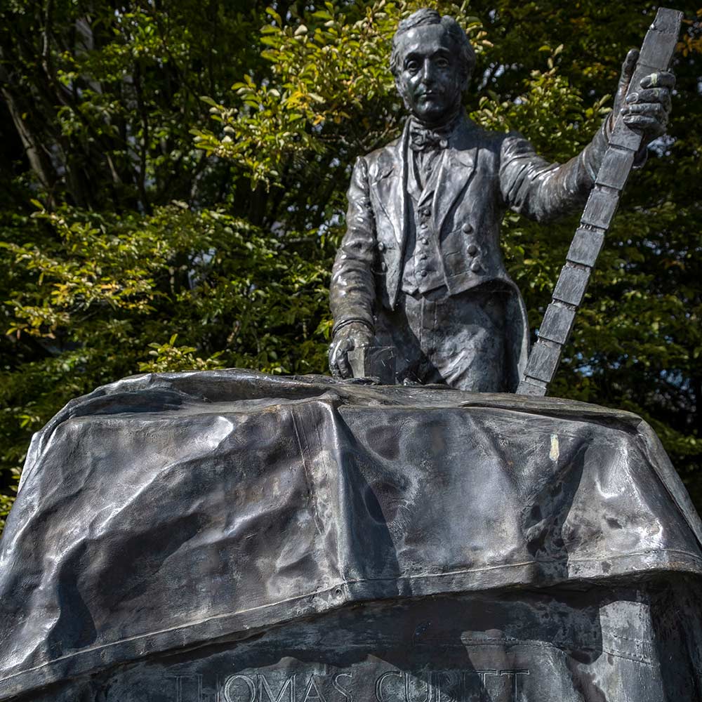 Bronze statue of Thomas Cubit, Dorking